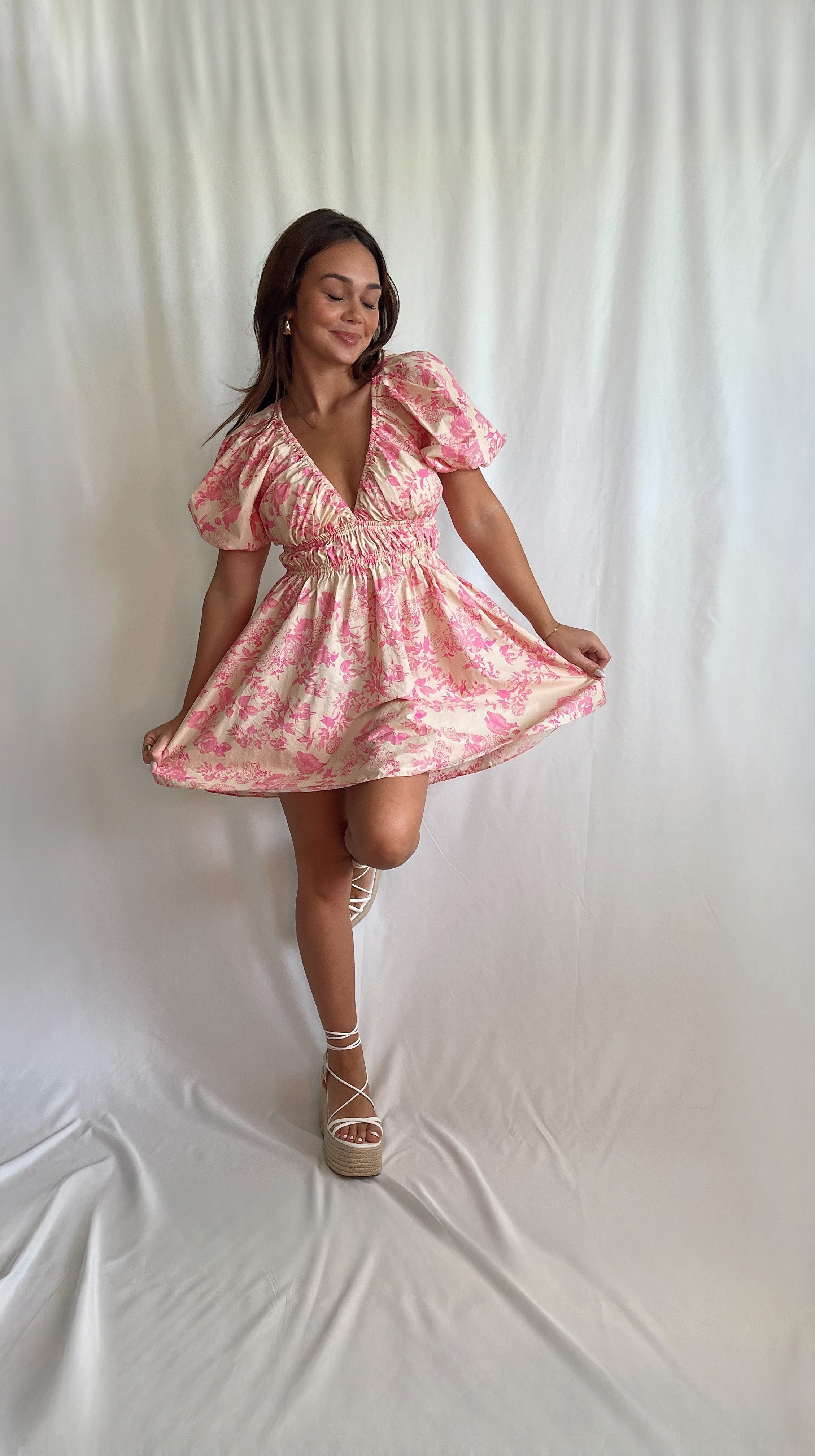 Hallie Floral Mini Dress - with sleeves – KJae+Co.